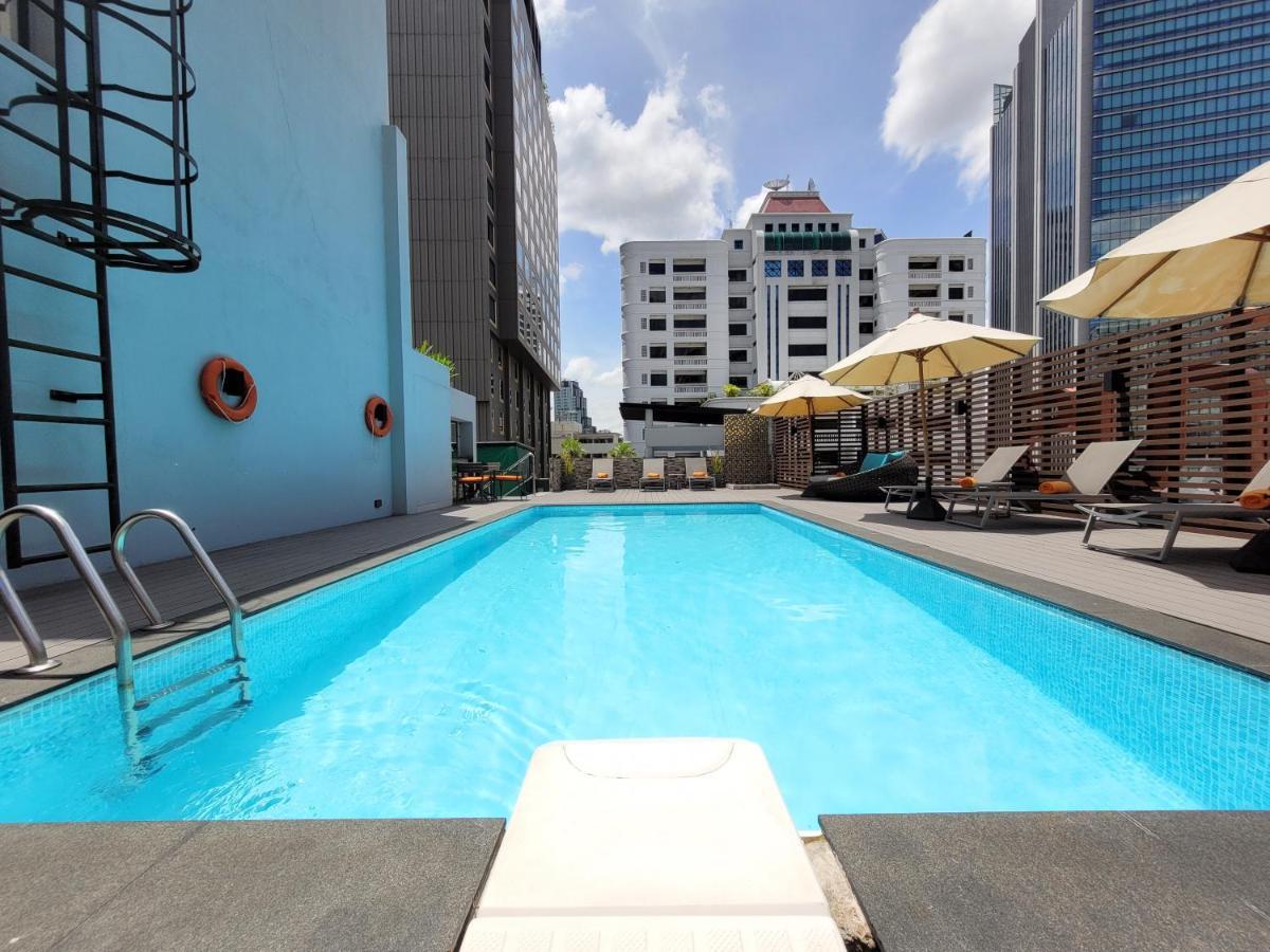 Citrus Suites Sukhumvit 6 By Compass Hospitality Бангкок Экстерьер фото