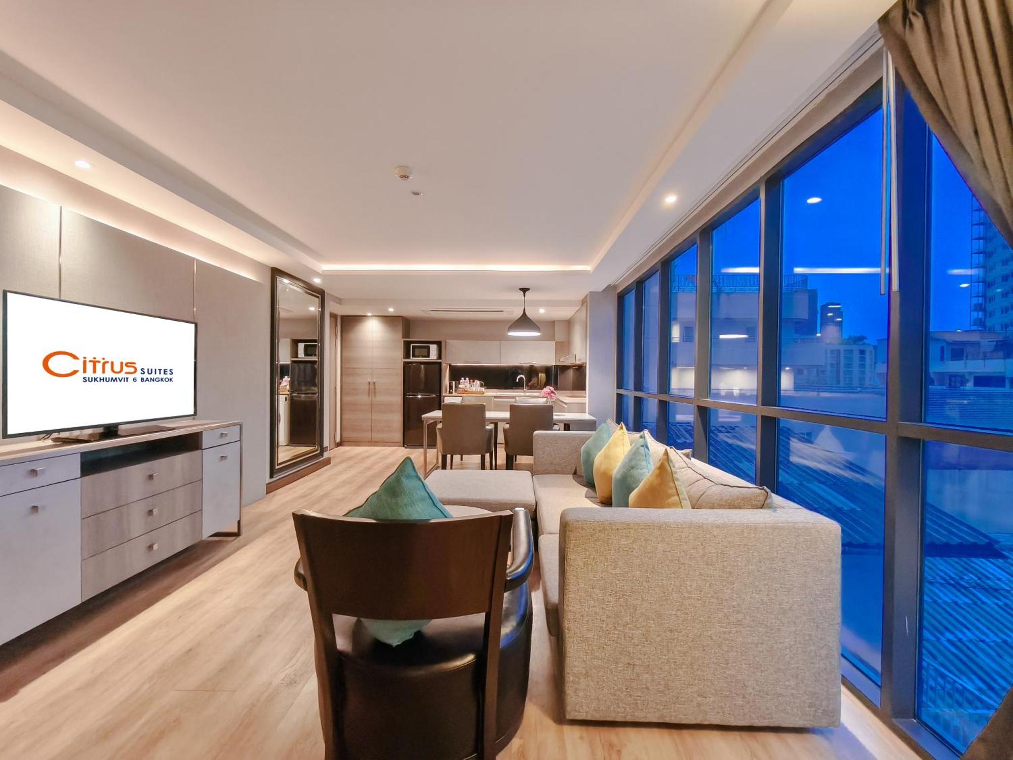 Citrus Suites Sukhumvit 6 By Compass Hospitality Бангкок Экстерьер фото