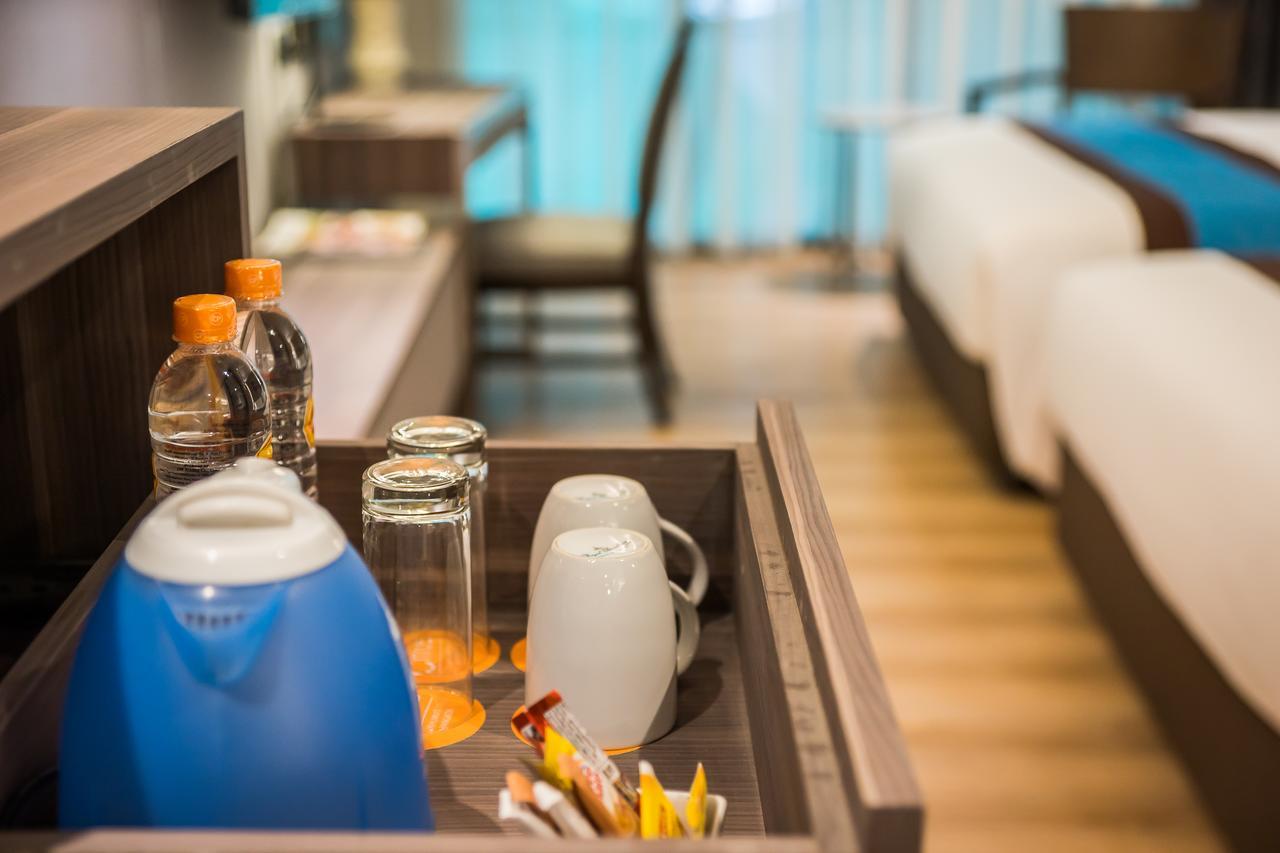 Citrus Suites Sukhumvit 6 By Compass Hospitality Бангкок Экстерьер фото